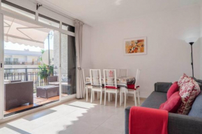 020 - Relaxing Sea View Apartment with Private Balcony